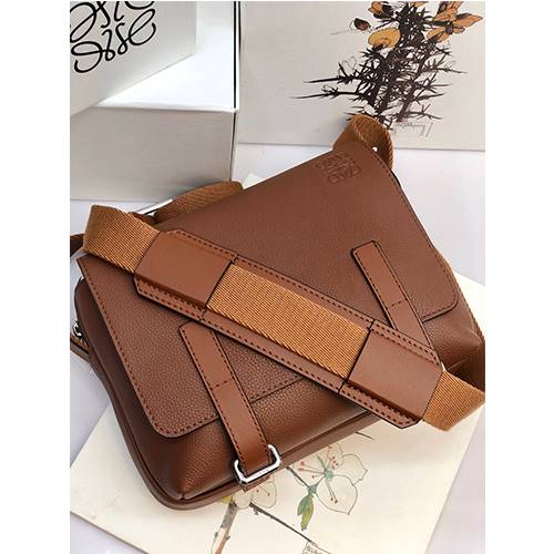 【LOEWE】military messenger ショルダー バック  