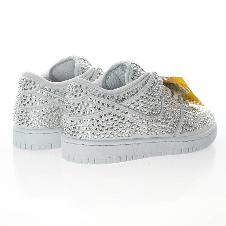 【ナイキ】×【CPFM】SB Dunk LowPure Platinum "Swarovski Crystals"  メンズ レディース  スニーカー  