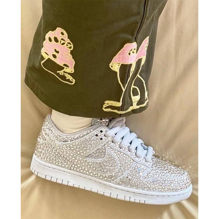 【ナイキ】×【CPFM】SB Dunk LowPure Platinum "Swarovski Crystals"  メンズ レディース  スニーカー  