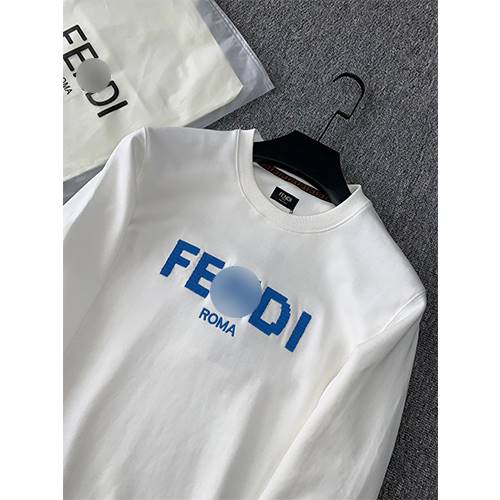 フェンディ偽物メンズ レディース 長袖　スウェットTシャツー