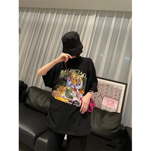 【バレンシアガ】メンズ レディース 半袖Tシャツ 